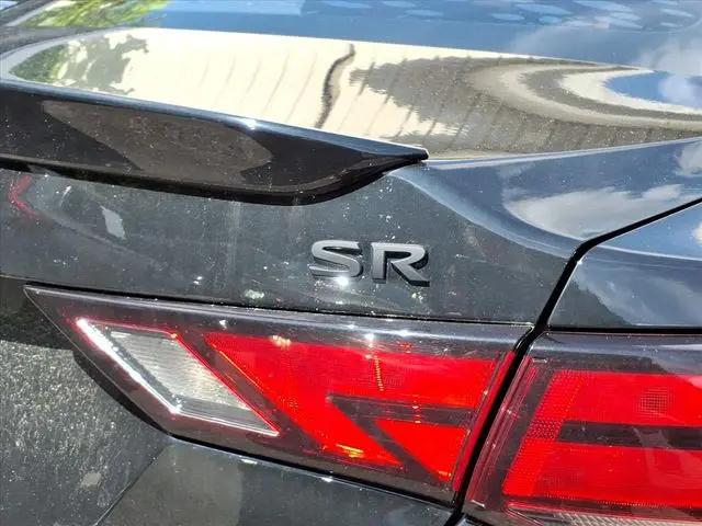 2023 Nissan Sentra SR Xtronic CVT