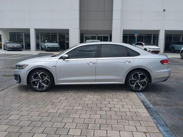 2020 Volkswagen Passat 2.0T R-Line