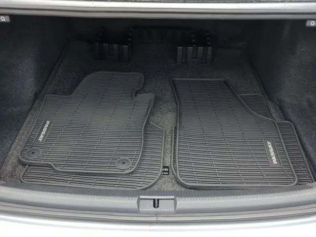 2020 Volkswagen Passat 2.0T R-Line