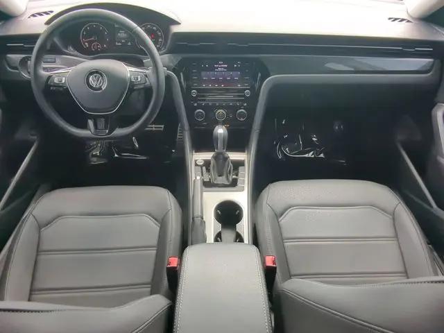 2020 Volkswagen Passat 2.0T R-Line