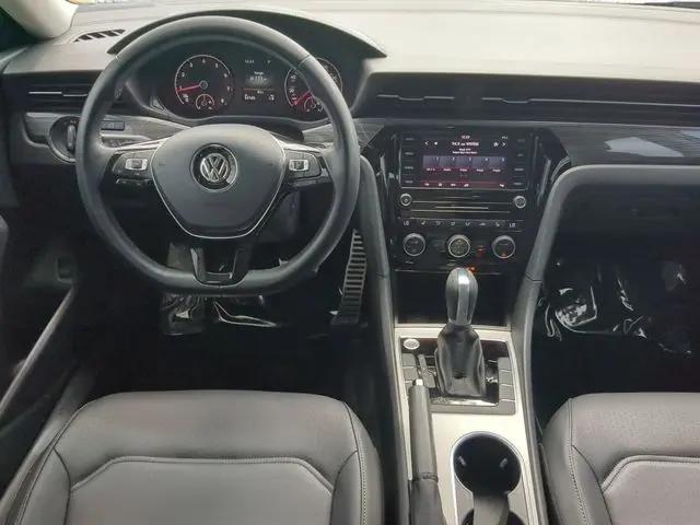 2020 Volkswagen Passat 2.0T R-Line