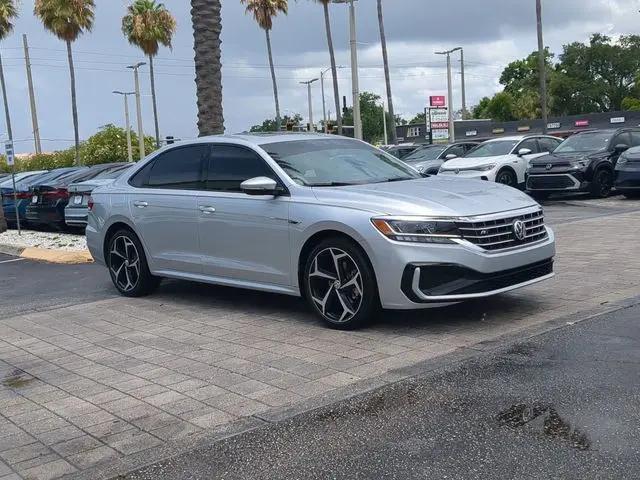 2020 Volkswagen Passat 2.0T R-Line