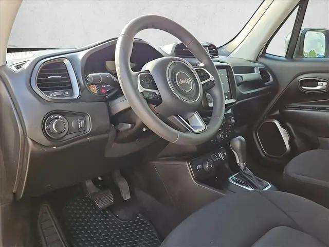 2023 Jeep Renegade Latitude 4x4