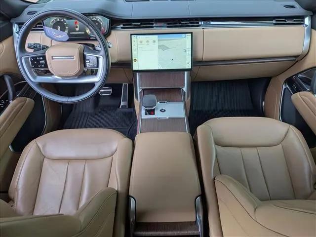 2024 Land Rover Range Rover P530 SE