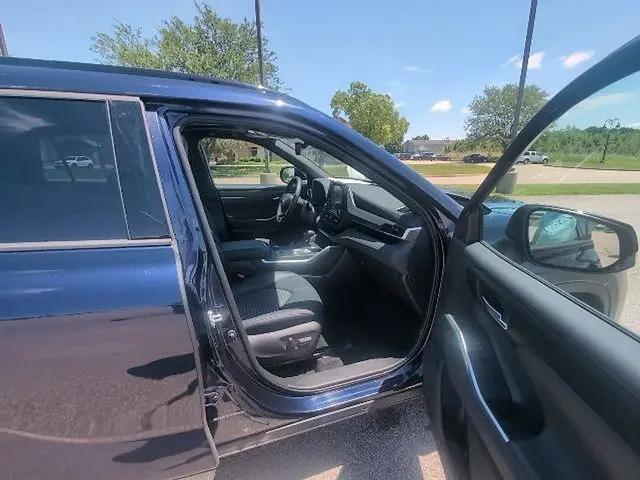 2025 Toyota Highlander XSE