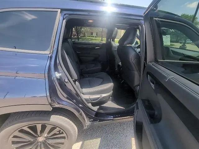 2025 Toyota Highlander XSE