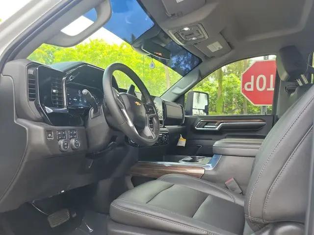 2024 Chevrolet Silverado 3500HD 4WD Crew Cab Long Bed LT