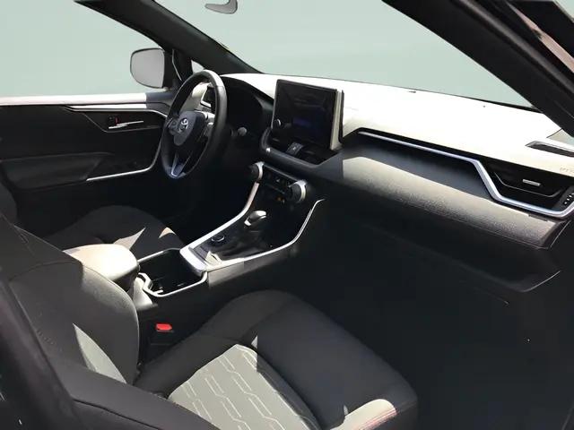 2023 Toyota RAV4 Prime SE