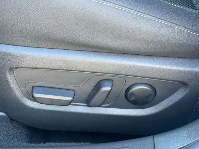 2024 Mazda CX-50 2.5 S Select