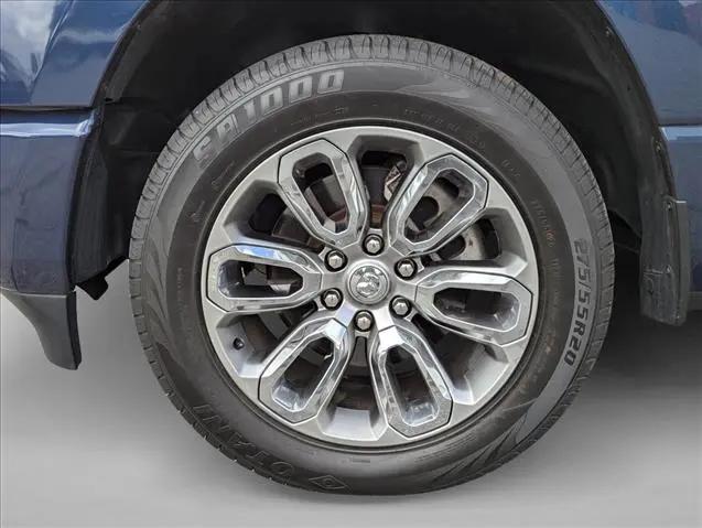 2022 Ram 1500 Big Horn Crew Cab 4x4 5'7" Box