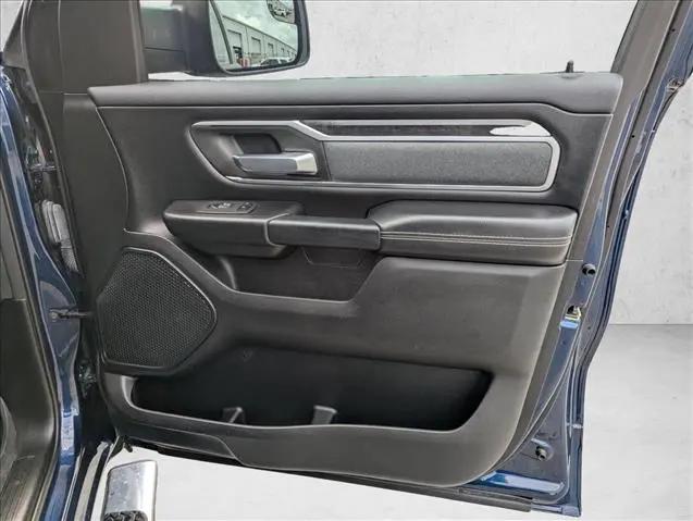 2022 Ram 1500 Big Horn Crew Cab 4x4 5'7" Box