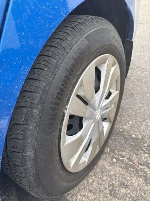 2020 Nissan Versa S Xtronic CVT