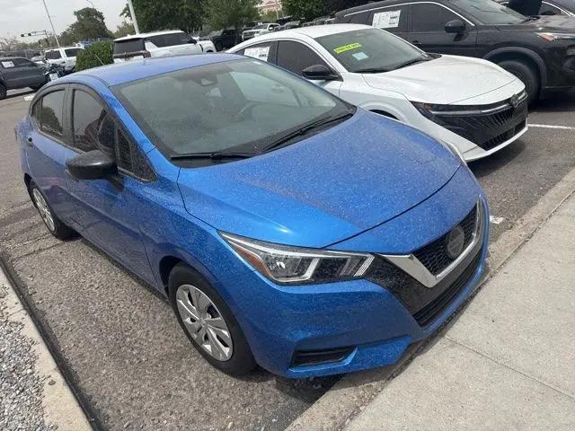 2020 Nissan Versa S Xtronic CVT
