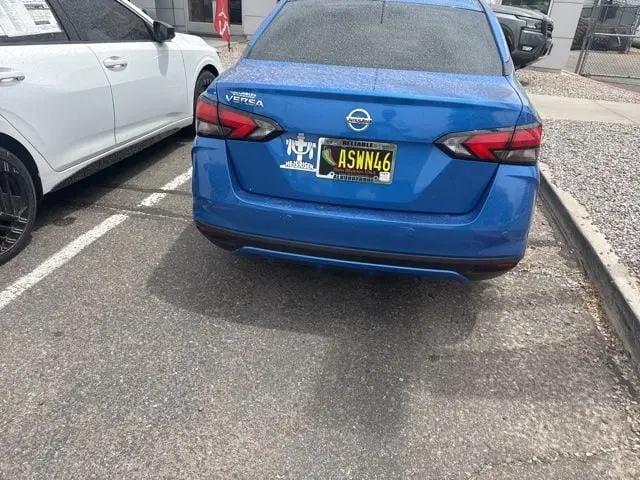 2020 Nissan Versa S Xtronic CVT