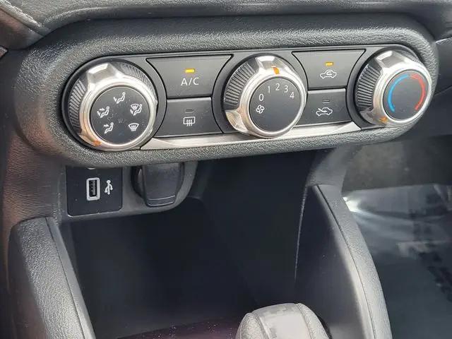 2020 Nissan Versa S Xtronic CVT