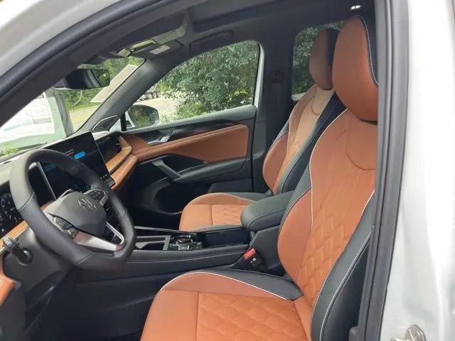 2026 Volkswagen Tiguan SEL R-Line Turbo