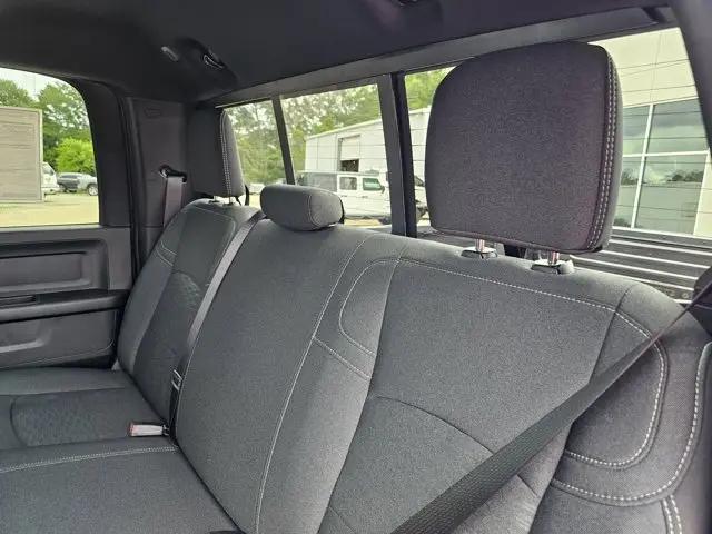 2026 Ram 2500 Black Express Crew Cab 4x4 6'4" Box