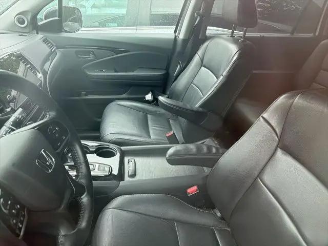 2020 Honda Pilot AWD Touring 8 Passenger