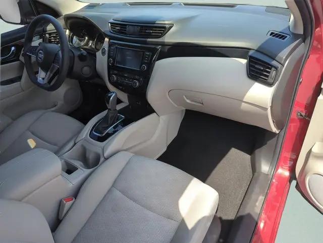 2020 Nissan Rogue Sport SV FWD Xtronic CVT