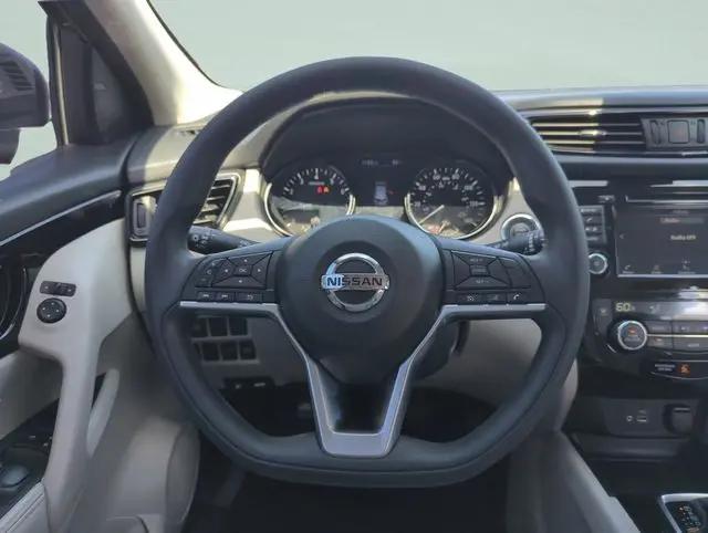 2020 Nissan Rogue Sport SV FWD Xtronic CVT