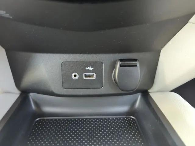 2020 Nissan Rogue Sport SV FWD Xtronic CVT