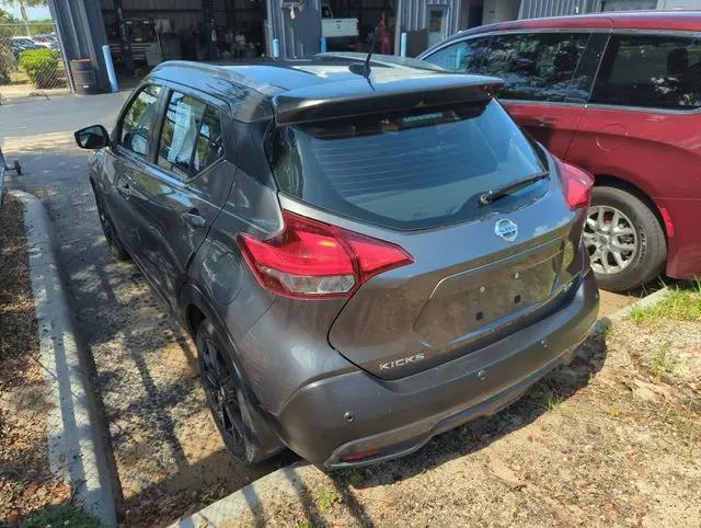 2020 Nissan Kicks SR Xtronic CVT