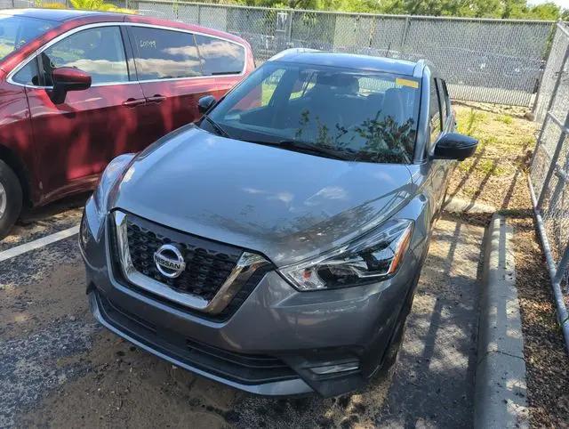 2020 Nissan Kicks SR Xtronic CVT
