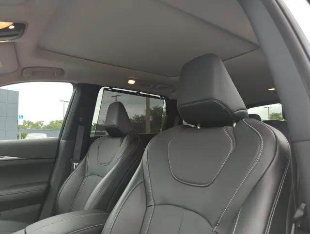2023 INFINITI QX60 LUXE