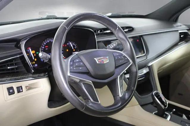 2017 Cadillac XT5 Standard