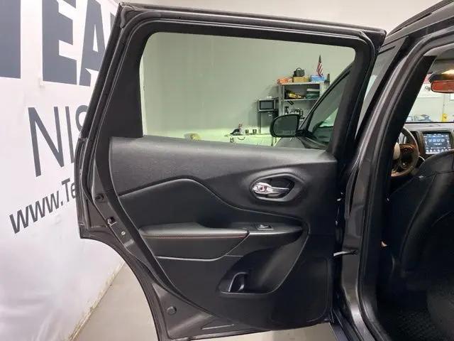 2022 Jeep Cherokee Trailhawk 4x4