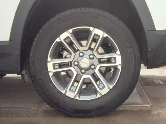 2025 GMC Terrain AWD Elevation