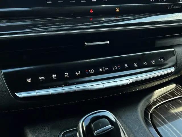 2021 Cadillac Escalade 2WD Sport