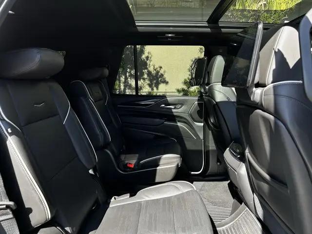 2021 Cadillac Escalade 2WD Sport