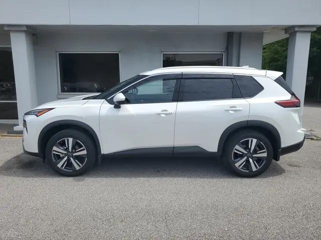 2024 Nissan Rogue SL FWD