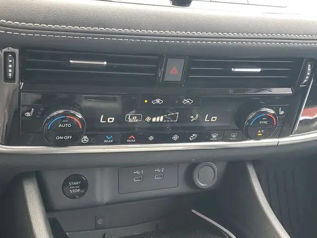 2024 Nissan Rogue SL FWD