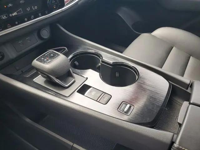 2024 Nissan Rogue SL FWD