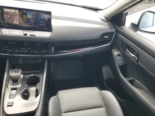 2024 Nissan Rogue SL FWD