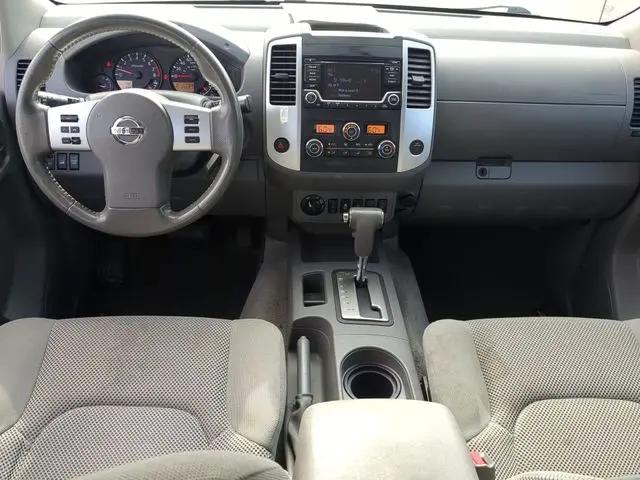 2016 Nissan Frontier SV