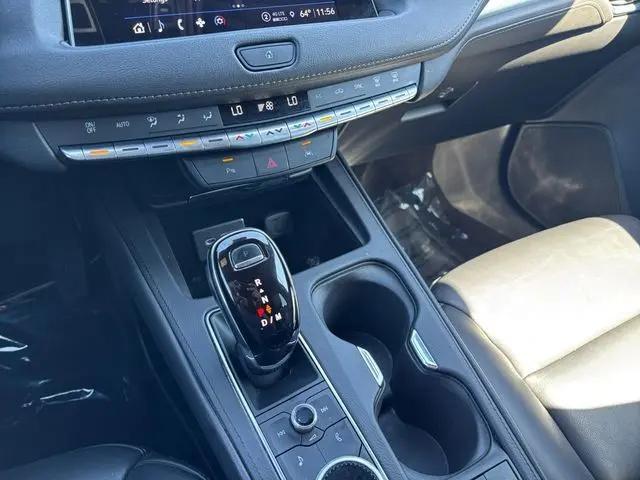 2023 Cadillac XT4 FWD Premium Luxury