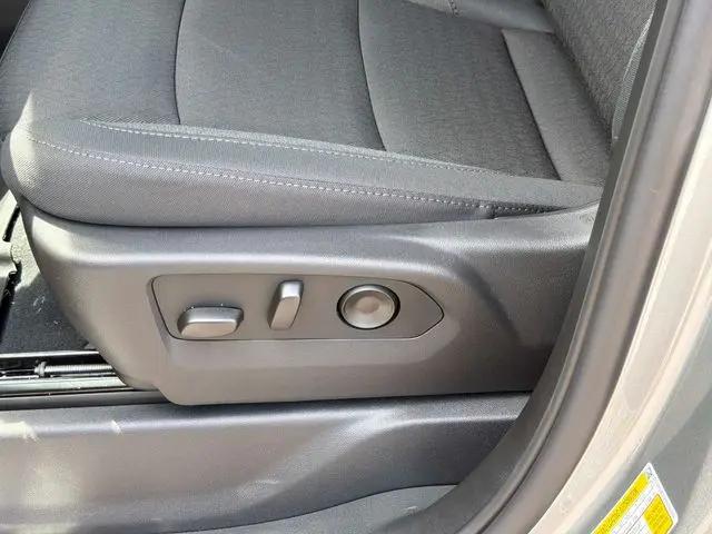 2026 Chevrolet Silverado 1500 4WD Crew Cab Standard Bed LT
