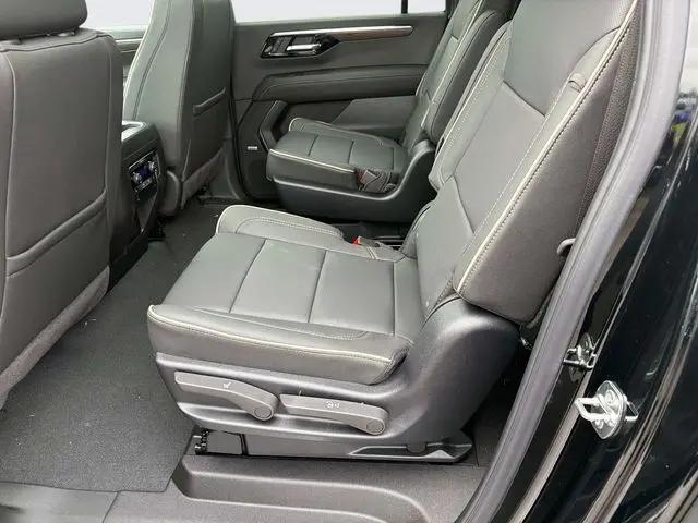 2026 Chevrolet Suburban Premier, 4WD