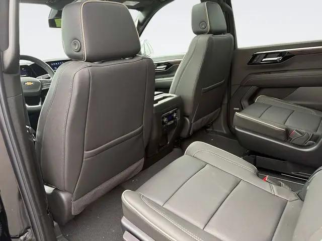 2026 Chevrolet Suburban Premier, 4WD