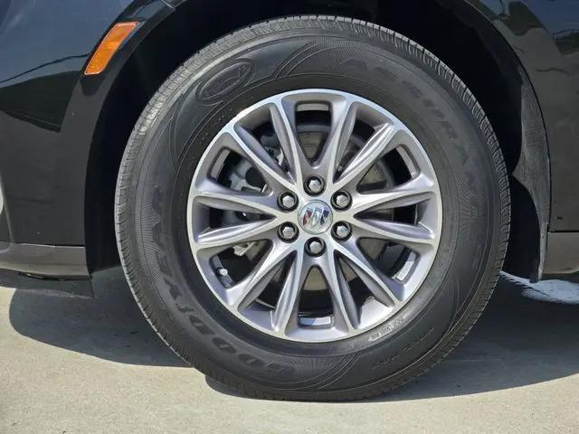 2023 Buick Enclave Essence FWD