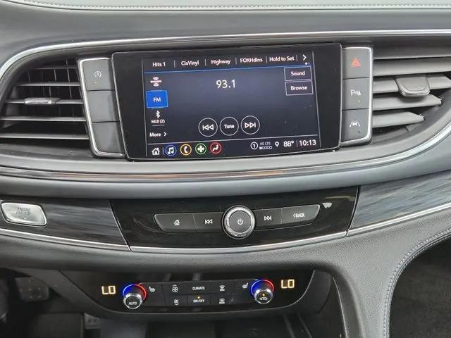 2023 Buick Enclave Essence FWD