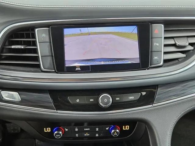 2023 Buick Enclave Essence FWD