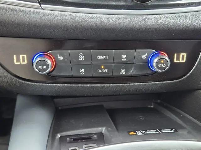 2023 Buick Enclave Essence FWD