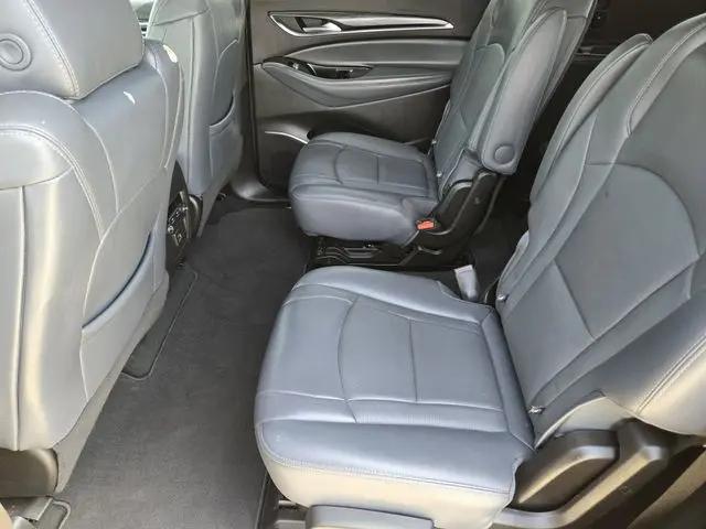 2023 Buick Enclave Essence FWD