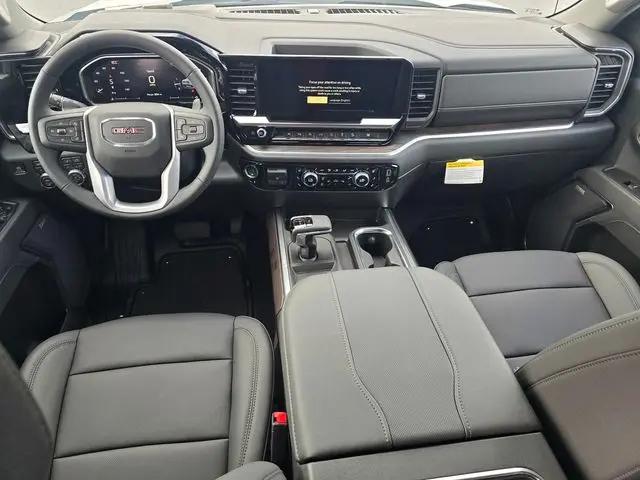 2026 GMC Sierra 1500 Crew Cab, Short Bed, SLT, 4WD