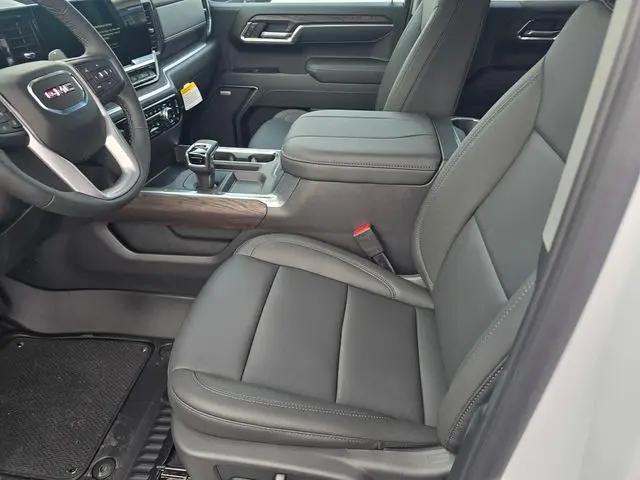 2026 GMC Sierra 1500 Crew Cab, Short Bed, SLT, 4WD
