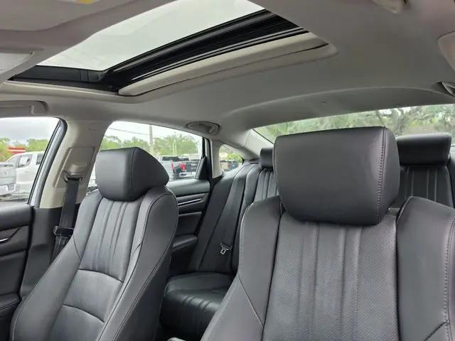 2022 Honda Accord Hybrid Touring